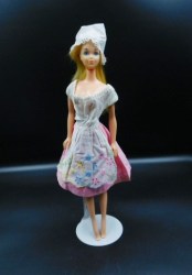 822 BARBIE DOLL IN SWITZERLAND 1964 PINK AND WHITE DRESS, APRON, EYELET BONNET